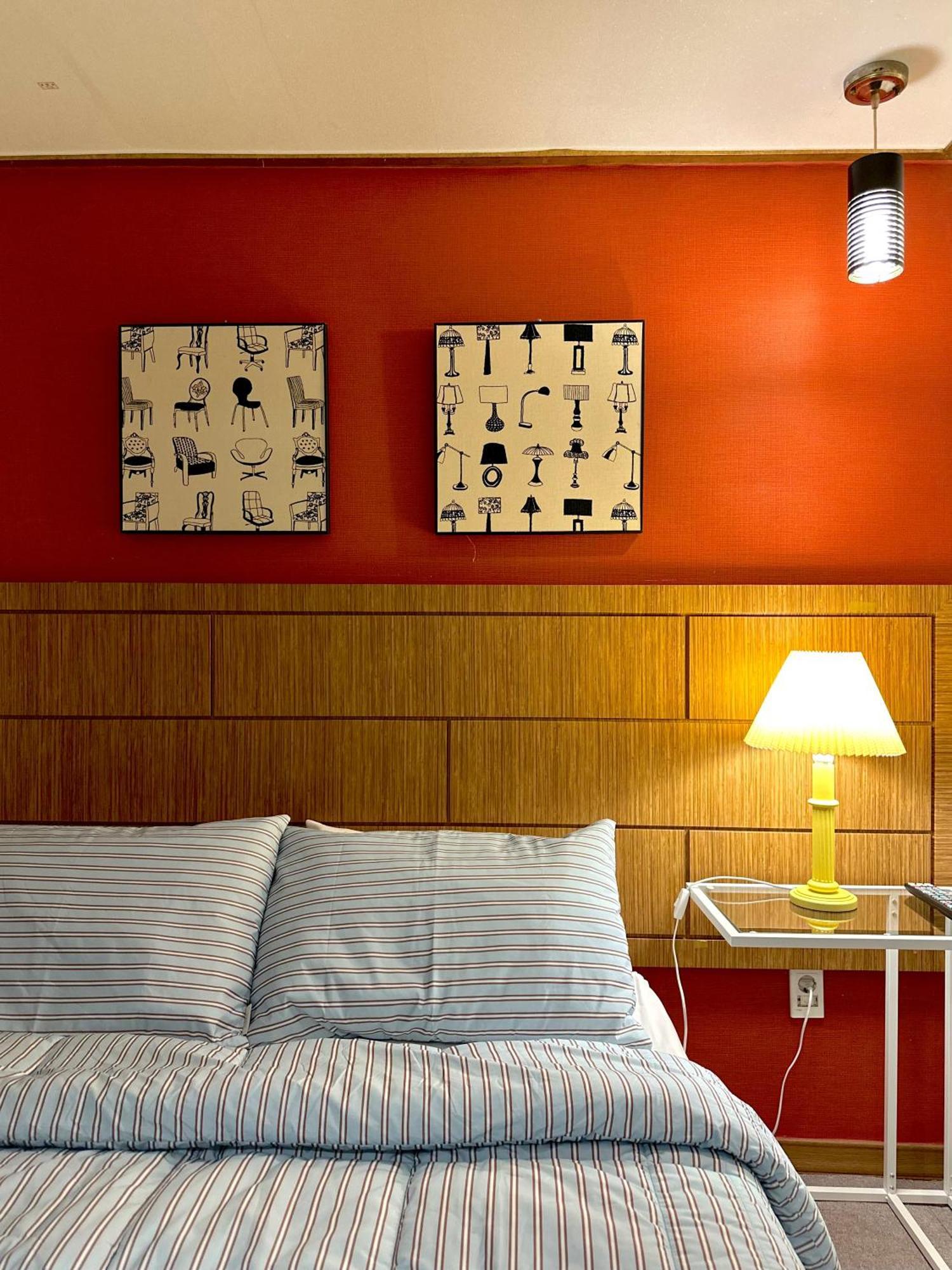 J Guest house *